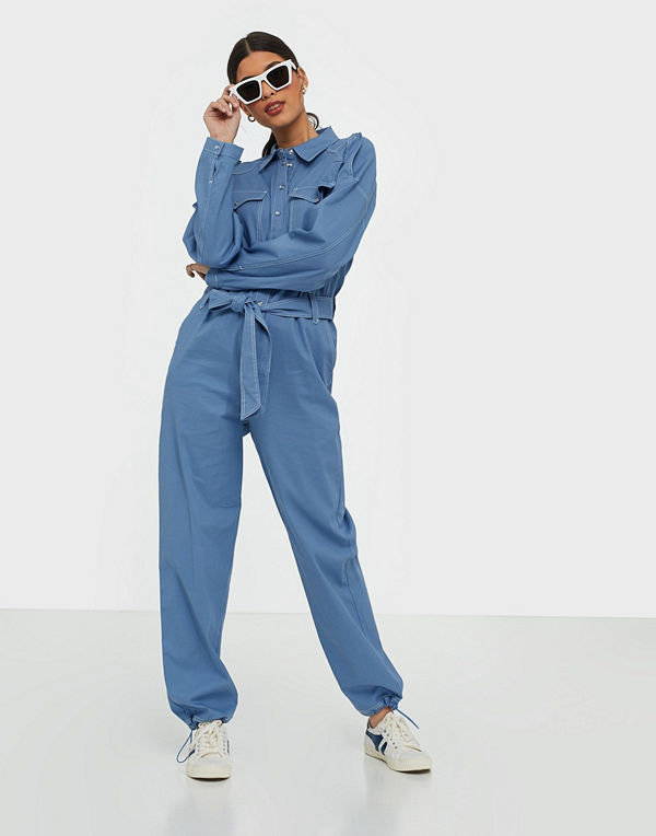 Résumé Tiger jumpsuit
