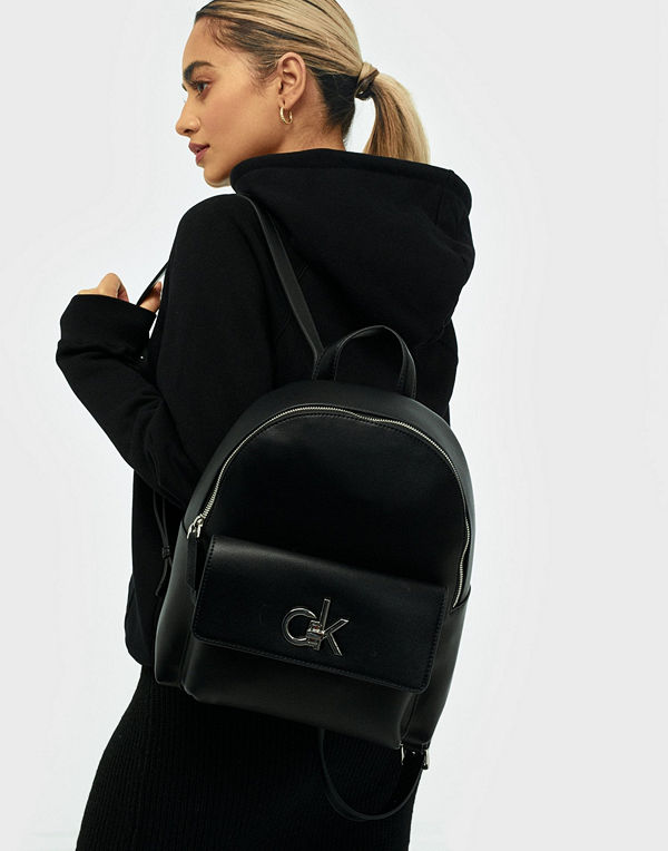 Calvin Klein svart ryggsäck Re-Lock Backpack Sm
