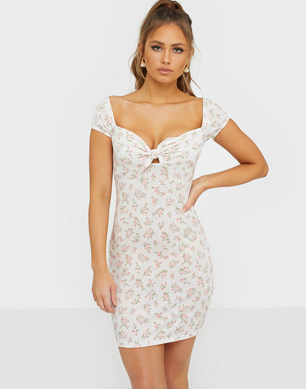 NLY Trend Tie Flower Dress Pink Blossom