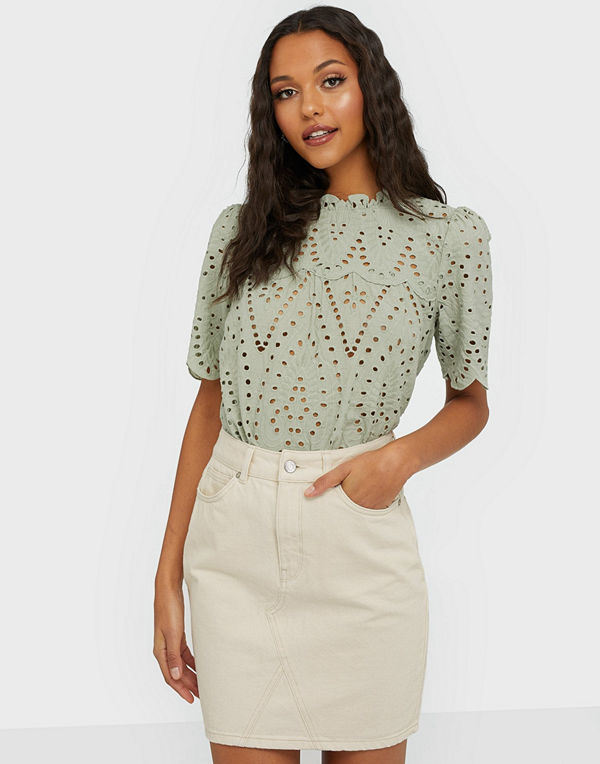 Only Onlnyla Life Ss Anglaise Dnm Top