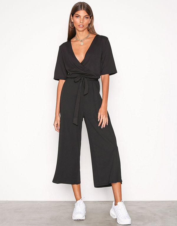 Pieces Pcduna 2/4 Cropped Jumpsuit