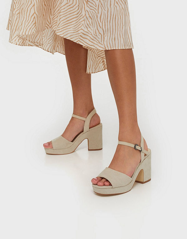 Duffy Chunky Heel Sandal