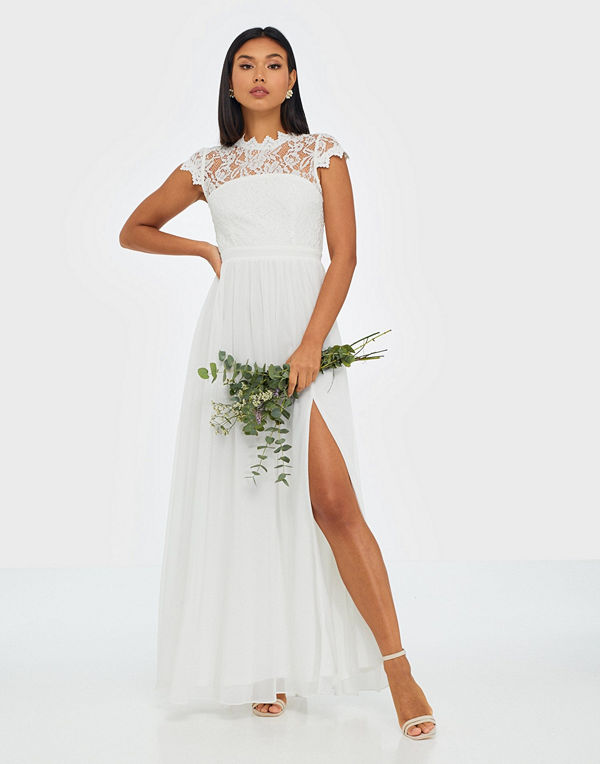 NLY Eve Flawless Lace Gown
