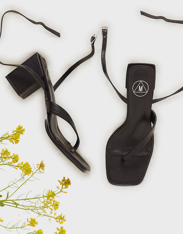 Missguided Single Strap Crossover Toe Heel