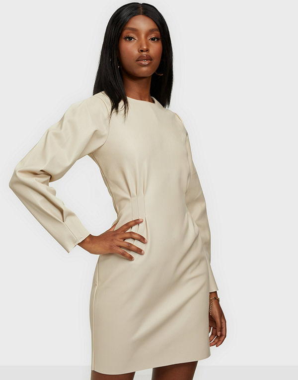 NLY Trend Flirty PU Dress