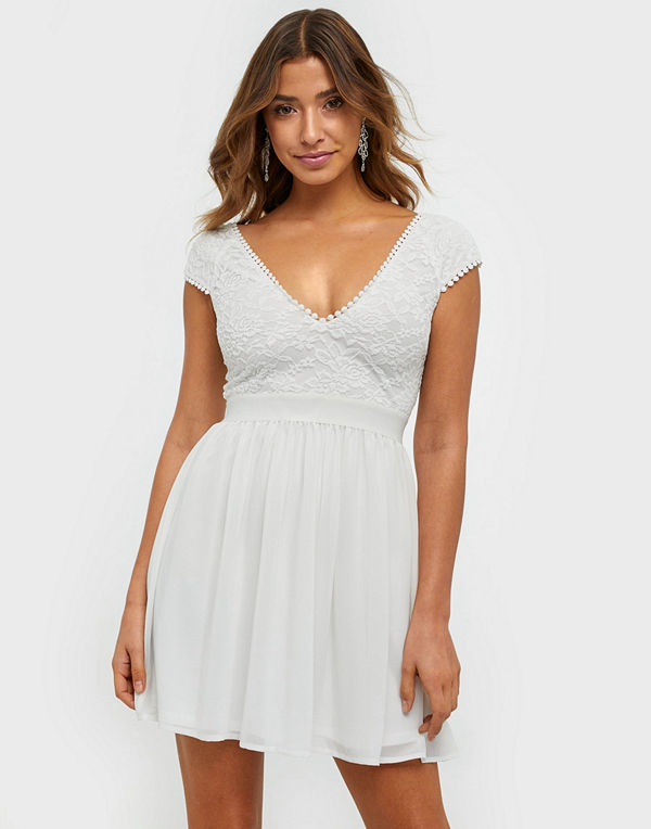 NLY Trend Upper Lace Dress