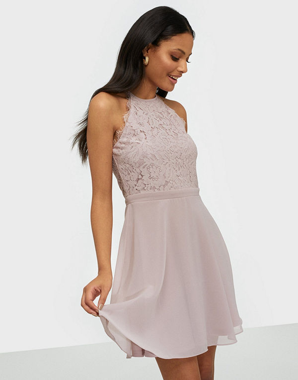 NLY Trend Adorable Sportscut Dress