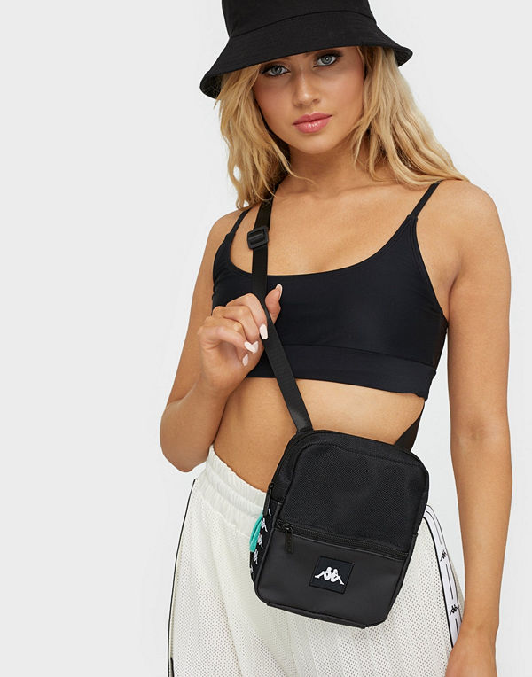 Kappa svart väska Shoulder bag, Banda Baye