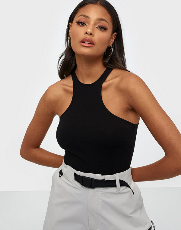 NLY Trend Sport Cut Top