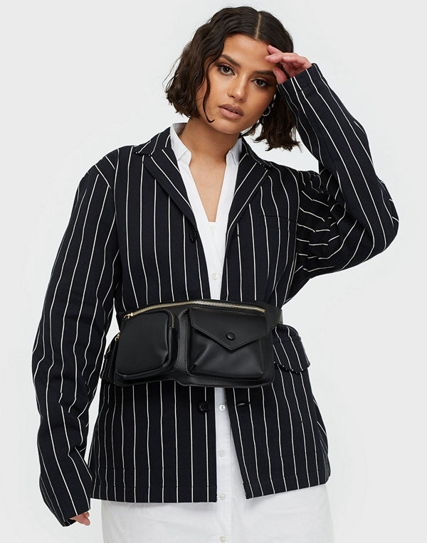 Only svart väska ONLUNA POCKET BUMBAG