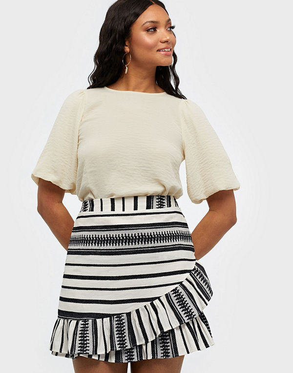 Only ONLSALLY ATHENA WRAP SKIRT WVN