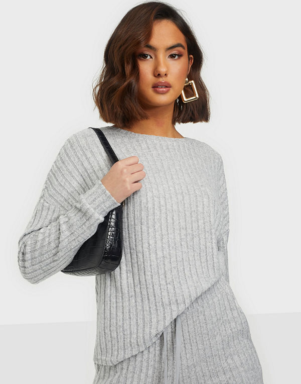 Sisters Point Virna Long Sleeve