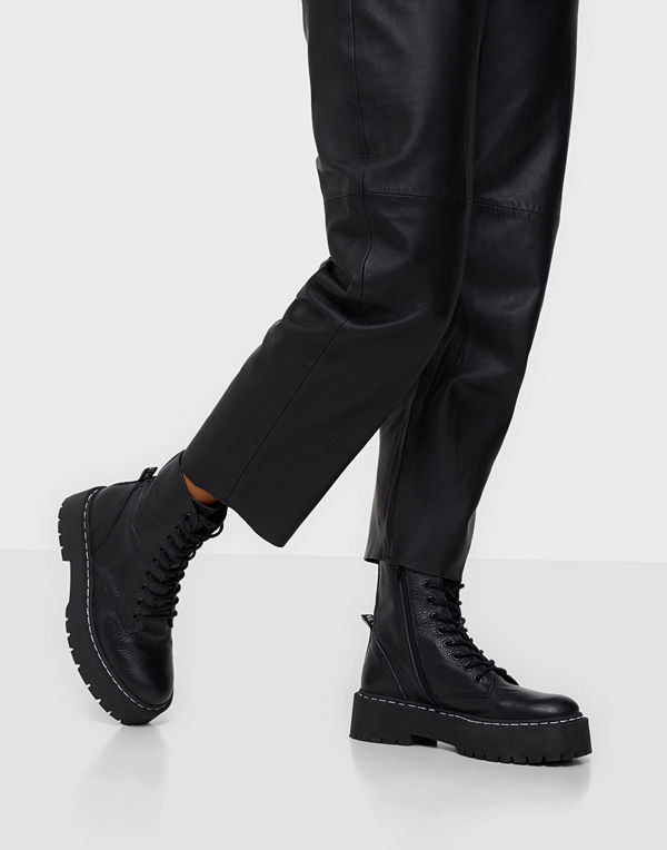 Steve Madden Skylar Bootie