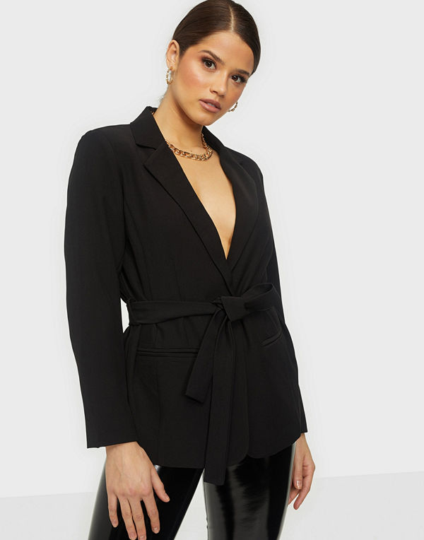 Sisters Point Lesa Blazer