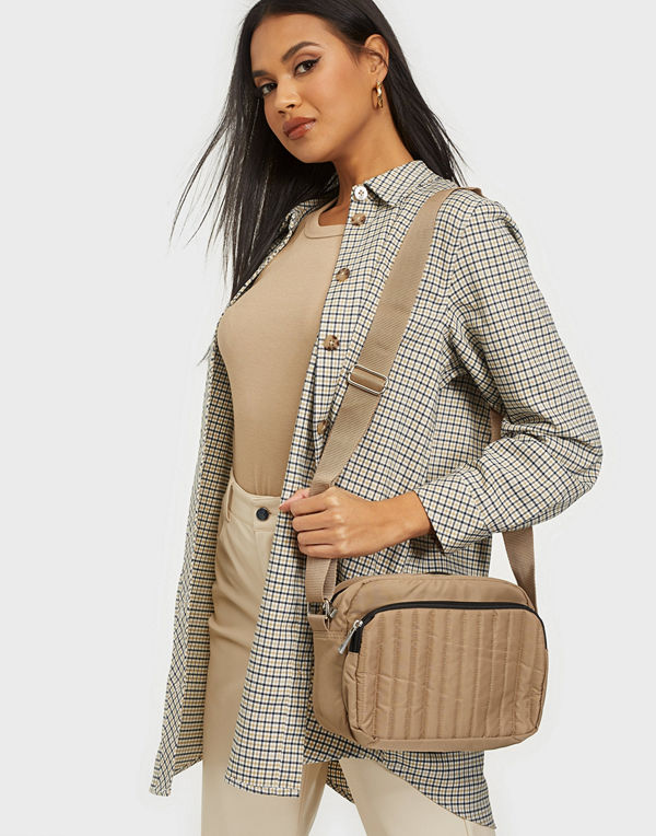 Pieces omönstrad väska PCDECI CROSS BODY D2D