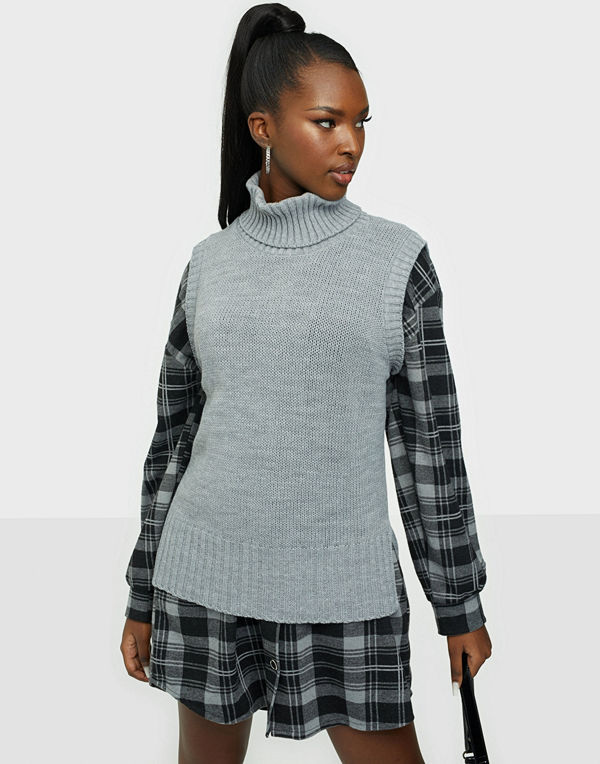 Sisters Point Pulk-Ve Knit