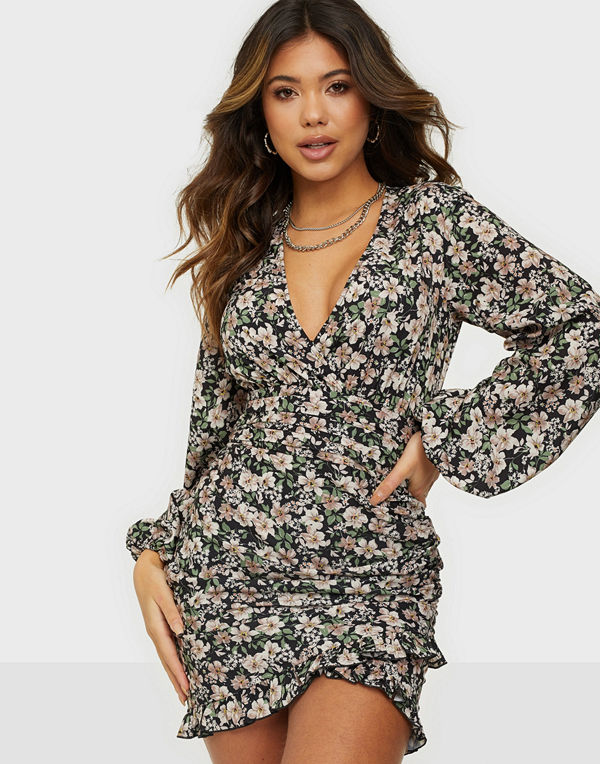 NLY Trend Romantic Dress