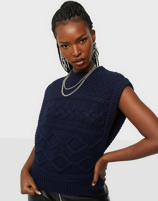 Gestuz LupiaGZ waistcoat