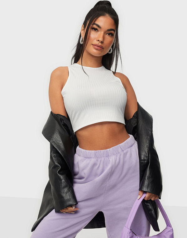 NLY One Neat Rib crop Top