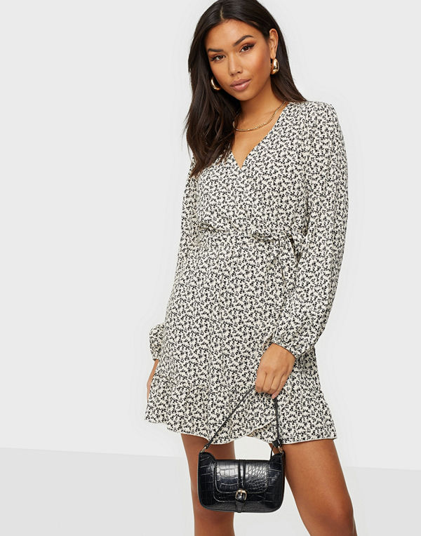 Jacqueline de Yong JDYSORO L/S WRAP DRESS WVN