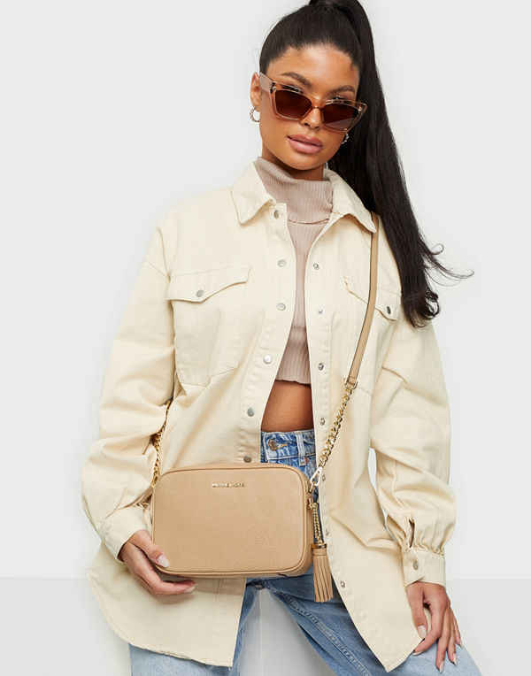 MICHAEL Michael Kors beige väska MD CAMERA BAG