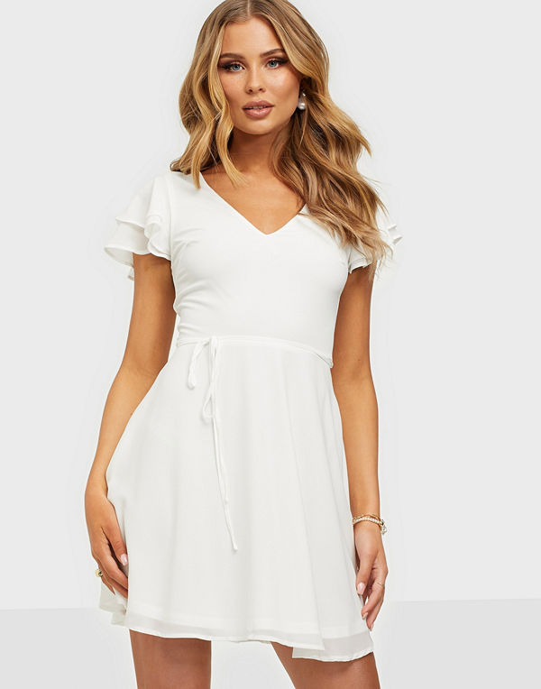 NLY Trend Double Flounce Sleeve Dress