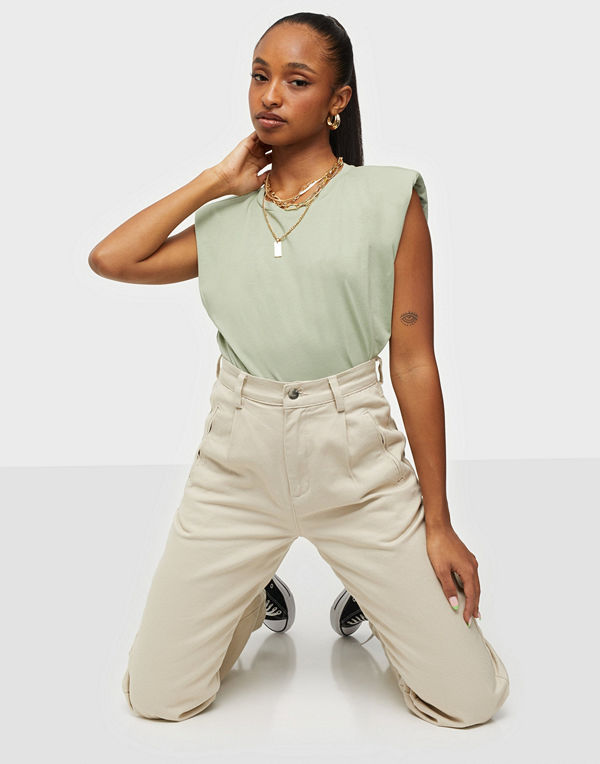 Only ONLAMY PADDED SHOULDER S/L DNM TEE