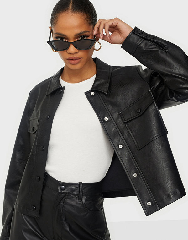 Pieces PCPAIA SHORT SHACKET
