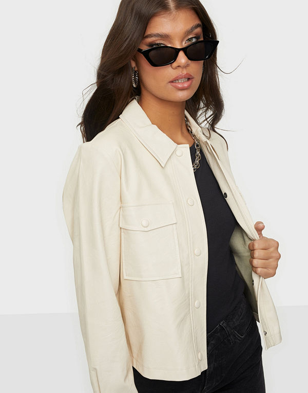 Pieces PCPAIA SHORT SHACKET