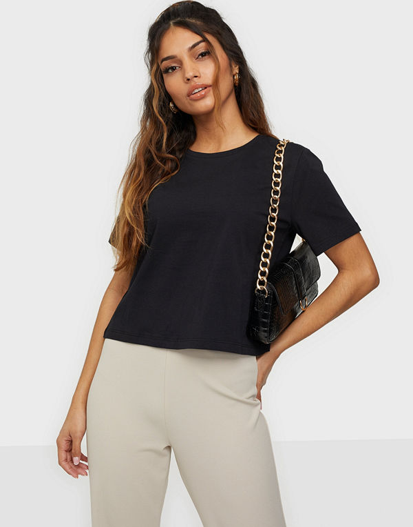Pieces PCRINA SS CROP TOP NOOS BC