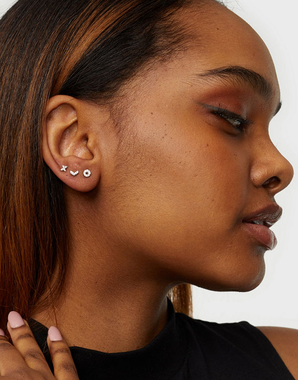 Syster P smycke Mini Earring Collection Hugs and Kisses