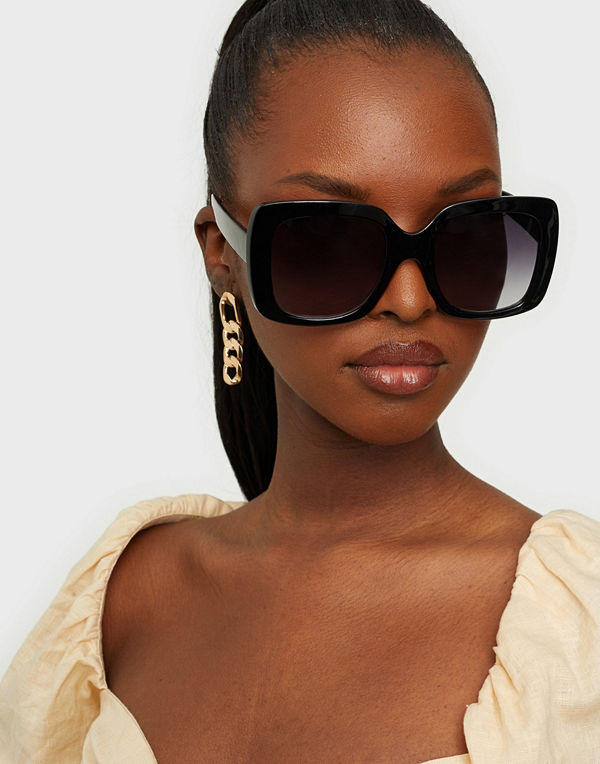 NLY Accessories Oversized Frames Sunnies