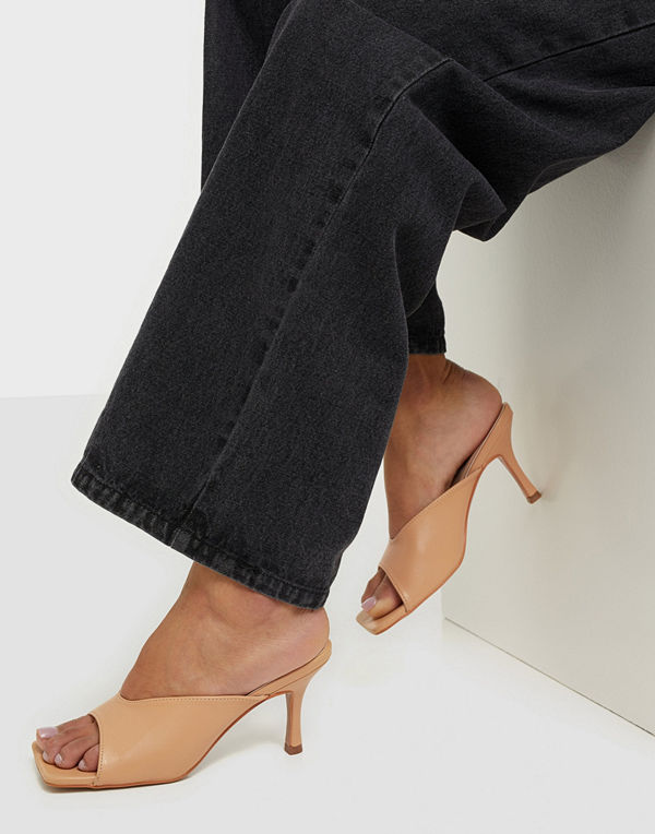 Glamorous Square Toe Sandals