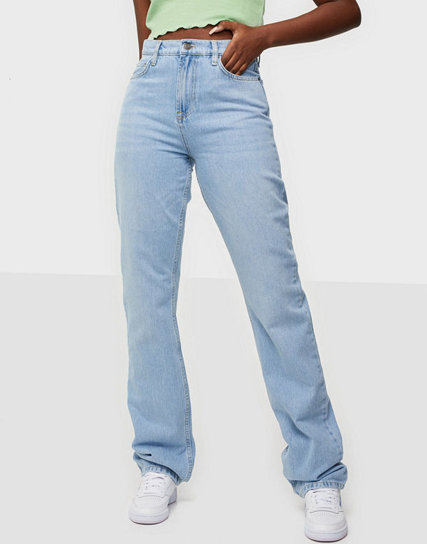 NLY Trend Cheeky Fit Long Leg Denim