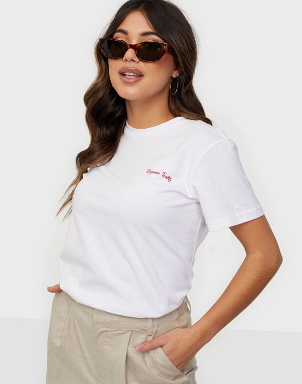 Résumé DundeeRS Tee