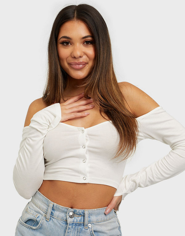 NLY Trend Cropped Button Slit Top