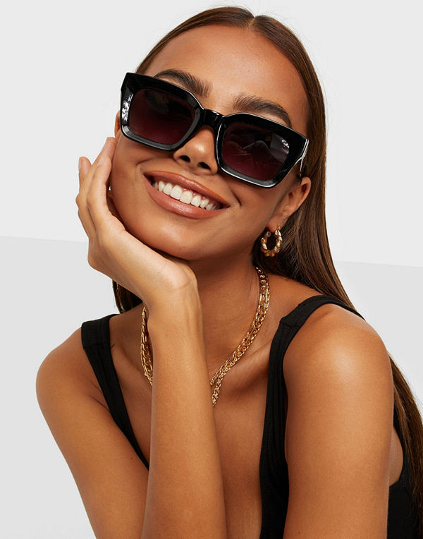 NLY Accessories Concave Frames Sunnies