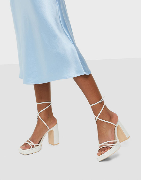 NLY Shoes Strappy Block Platform