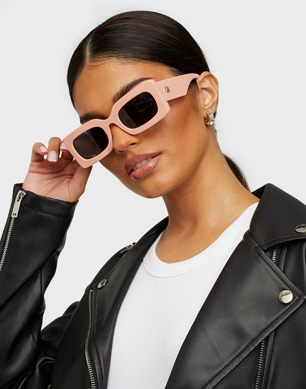Le Specs OH DAMN!
