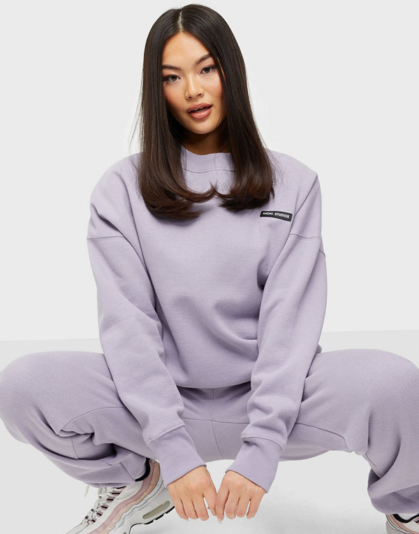 Nicki Studios LOGO COLLAGE CREWNECK