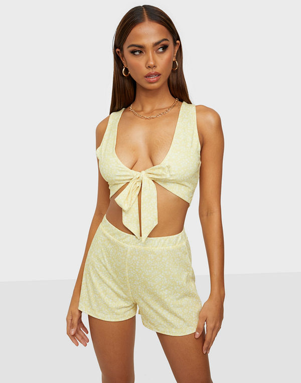 NLY Trend Tie Front Set