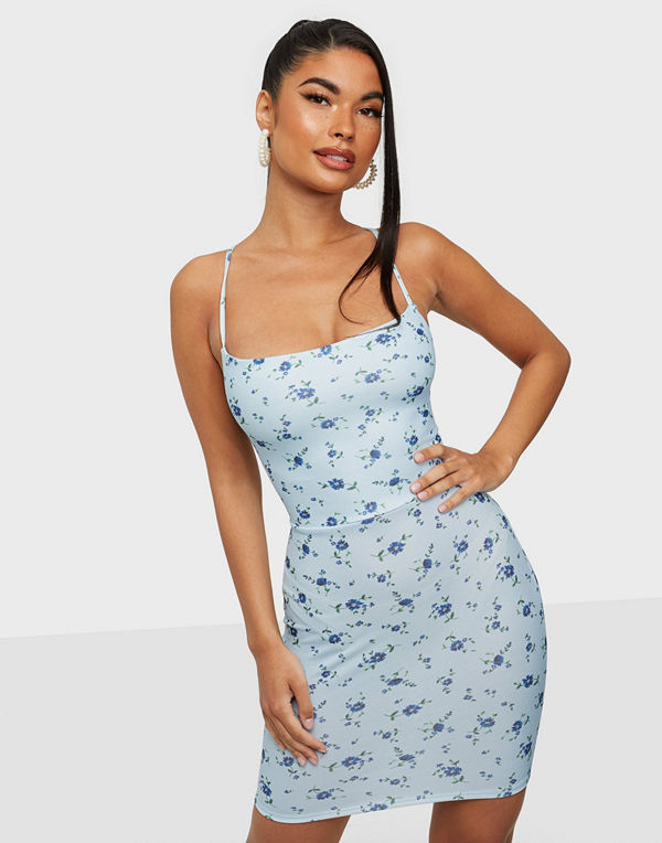 NLY One Lacing Back Print Dress