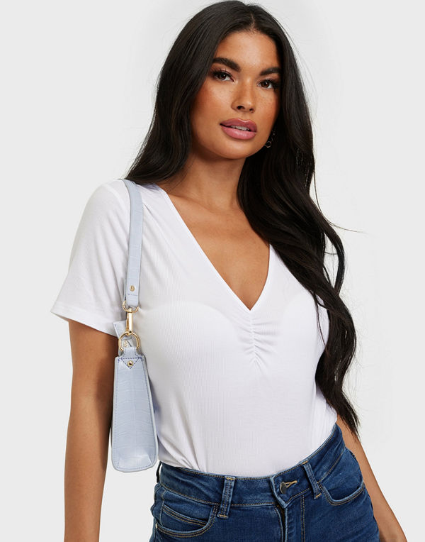 Pieces PCLIL SS V-NECK TOP D2D