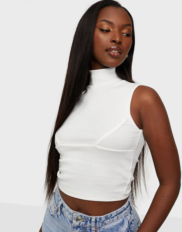 NLY Trend Visible Seam Top
