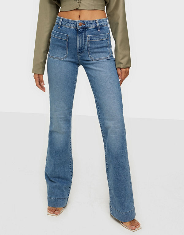 Wrangler FLARE DUSTY MID