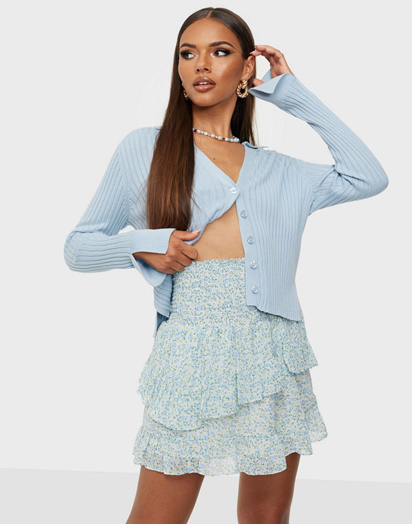 Neo Noir Line Delicate Flower Skirt