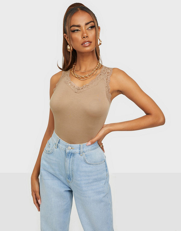 Pieces PCBARBERA LACE TOP NOOS BC