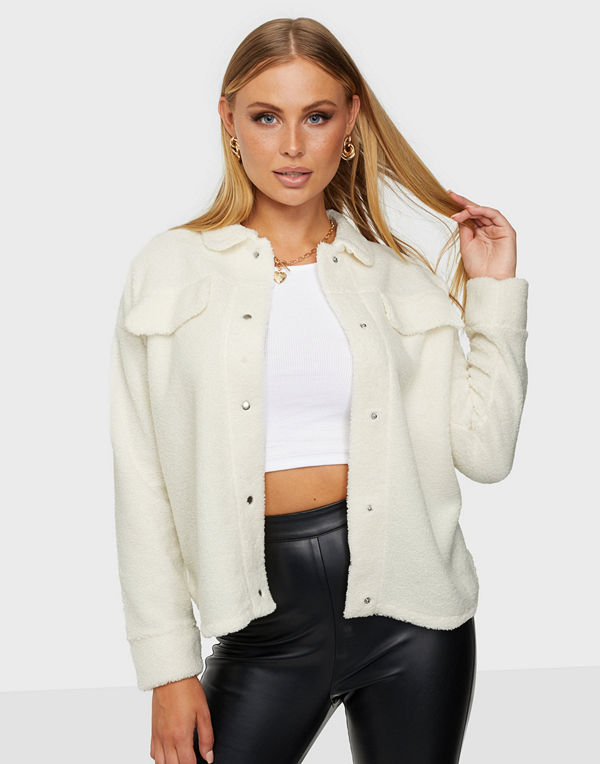 Pieces PCCARMELLO TEDDY JACKET BC