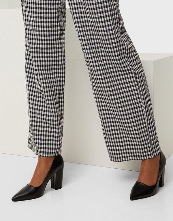 NLY Shoes Immortal Block Pump