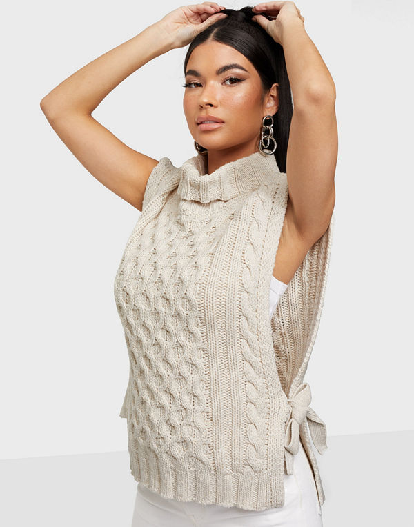 MOSS Copenhagen Latifa Vest